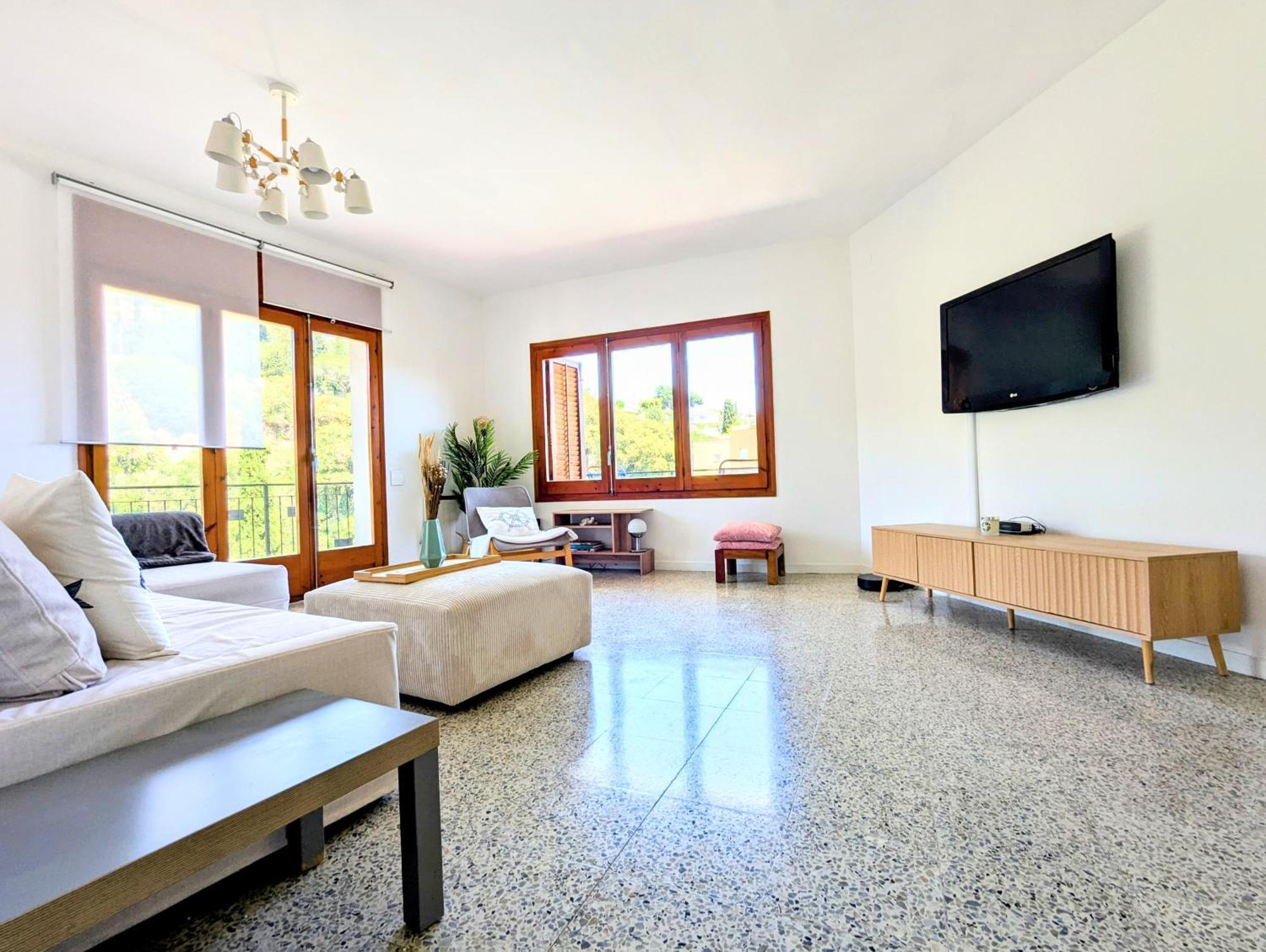 Attic With Seaview, Close To The Beach 阿雷尼斯德马尔 外观 照片